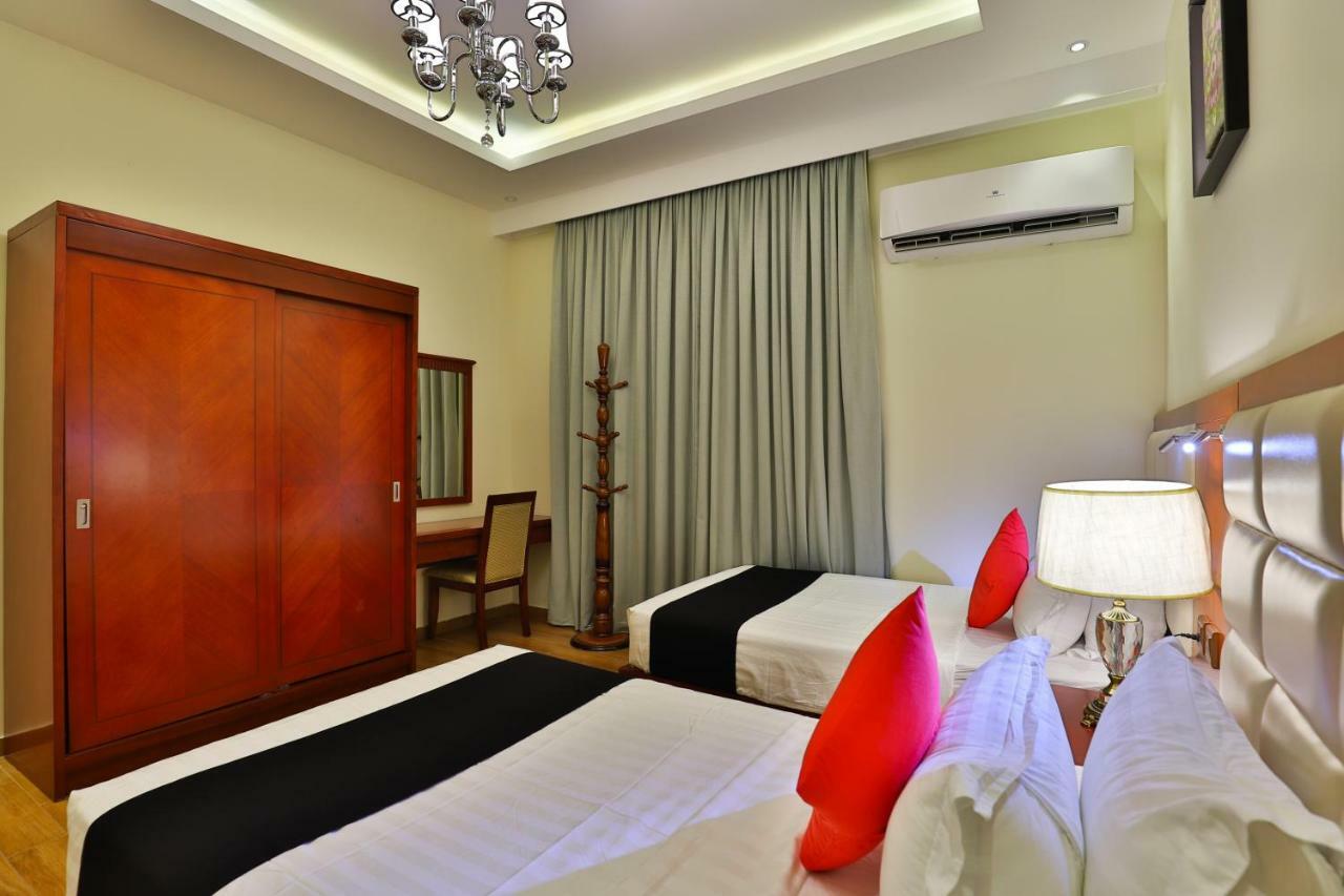 Dreams Houses Furnished Suites タブーク エクステリア 写真