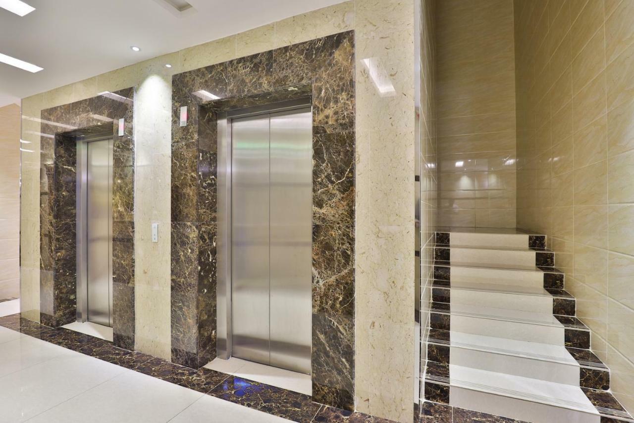Dreams Houses Furnished Suites タブーク エクステリア 写真